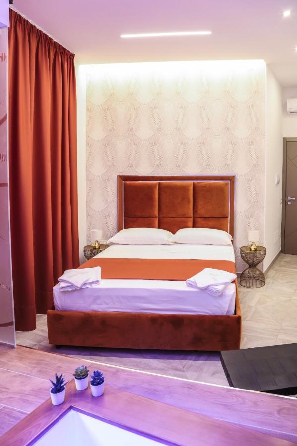 Twin Towers Naples Luxury Nápoles Exterior foto